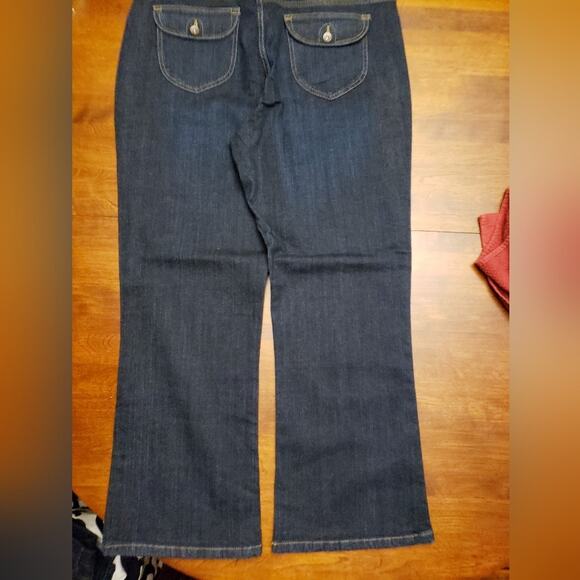 Lee comfort waistband 18S like‎ new mid rise - Picture 2 of 7